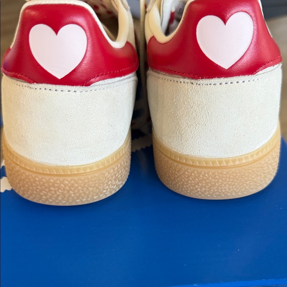 Adidas women spezial Valentine’s Day style - Picture 6 of 7